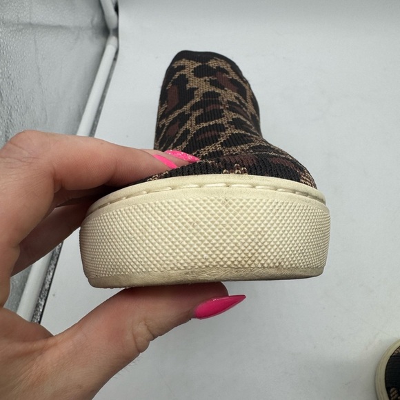 Rothy’s The Chelsea Wildcat Sneaker Boot Cheetah Leopard Print Size 10 - Picture 9 of 16